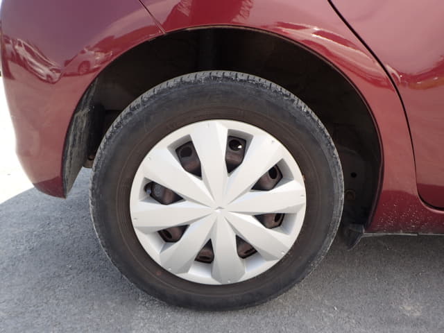 TOYOTA Vitz thumbnail 11