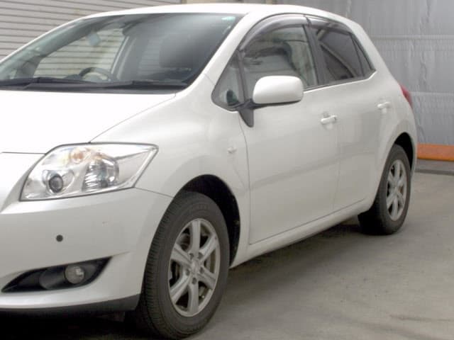 TOYOTA Auris thumbnail 4