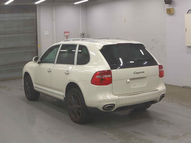 Porsche Cayenne thumbnail 57