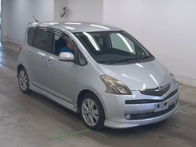 TOYOTA Ractis thumbnail 50