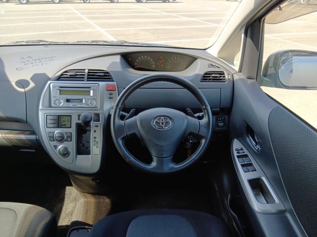 TOYOTA Ractis thumbnail 31