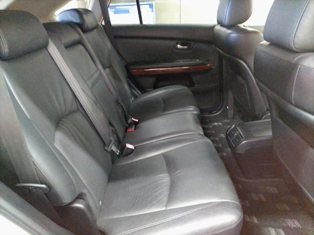 TOYOTA Harrier thumbnail 4