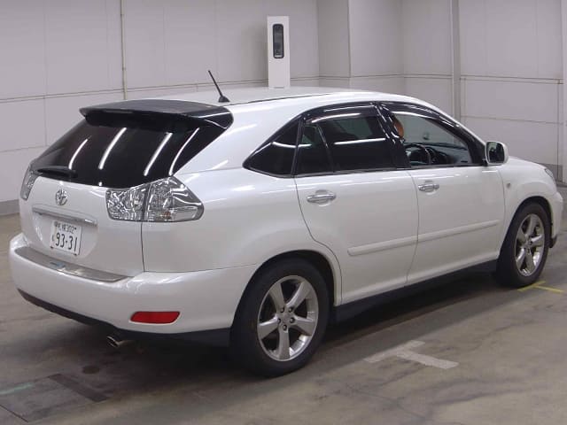 TOYOTA Harrier thumbnail 2