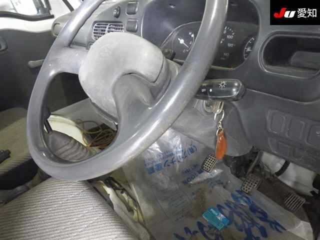 DAIHATSU Hijet Truck thumbnail 4