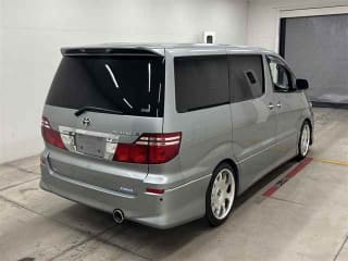 2005 TOYOTA Alphard