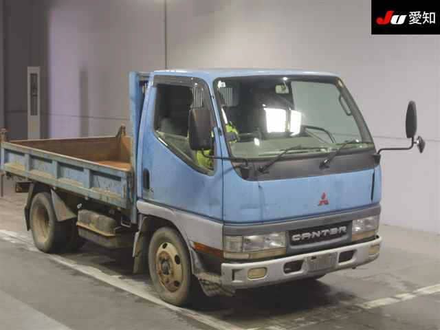 MITSUBISHI Canter;