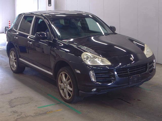 Porsche Cayenne thumbnail 4