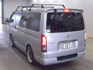 2011 TOYOTA Hiace Van