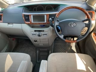 2007 TOYOTA Noah