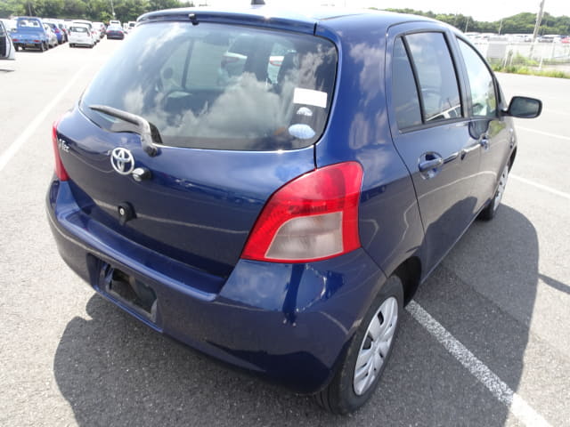 TOYOTA Vitz thumbnail 5