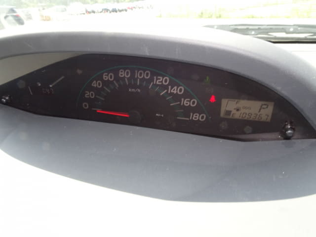 TOYOTA Vitz thumbnail 33
