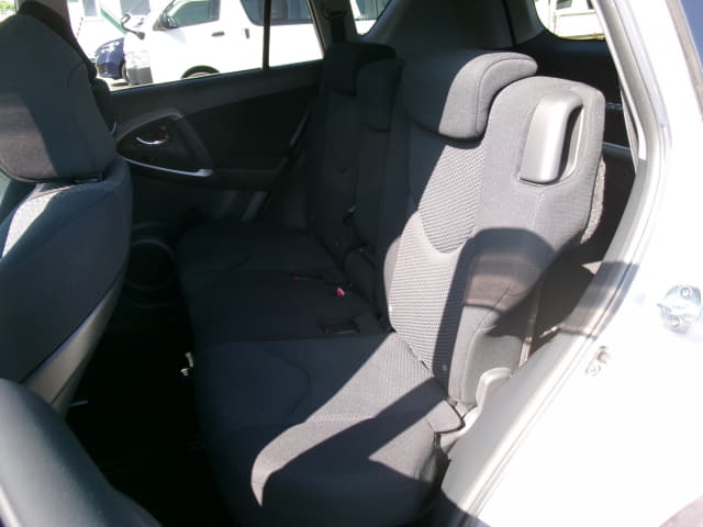 TOYOTA RAV4 thumbnail 27
