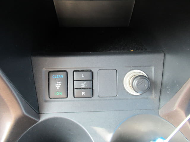 TOYOTA Vanguard thumbnail 50
