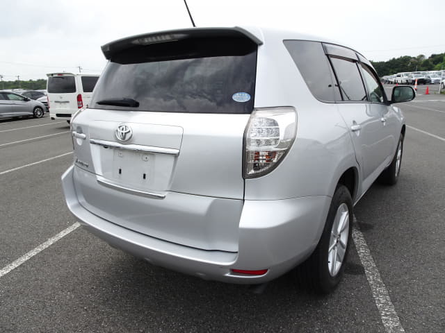 TOYOTA Vanguard thumbnail 5