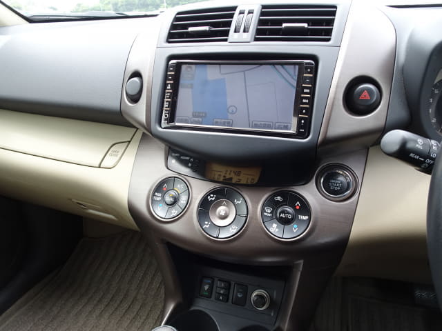 TOYOTA Vanguard thumbnail 37