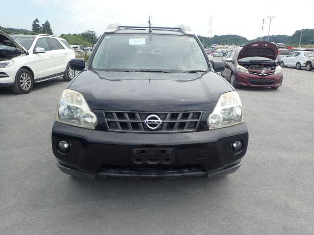 NISSAN X-Trail thumbnail 8
