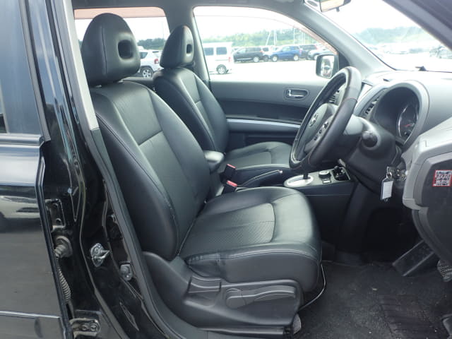 NISSAN X-Trail thumbnail 25