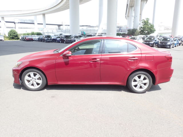 LEXUS IS thumbnail 2