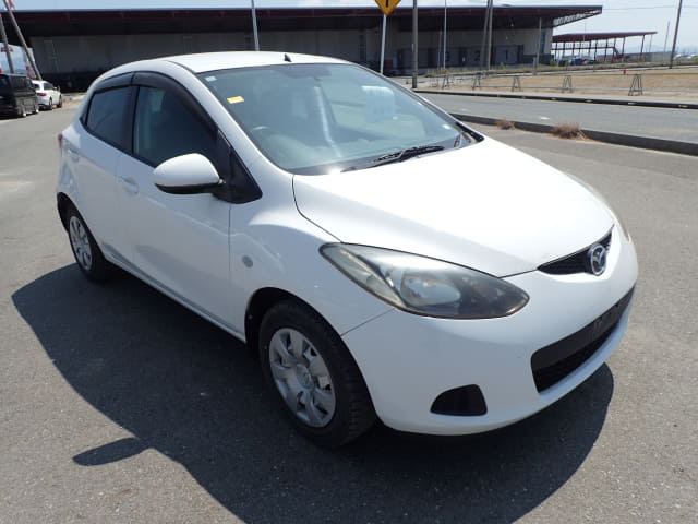 MAZDA Demio thumbnail 7