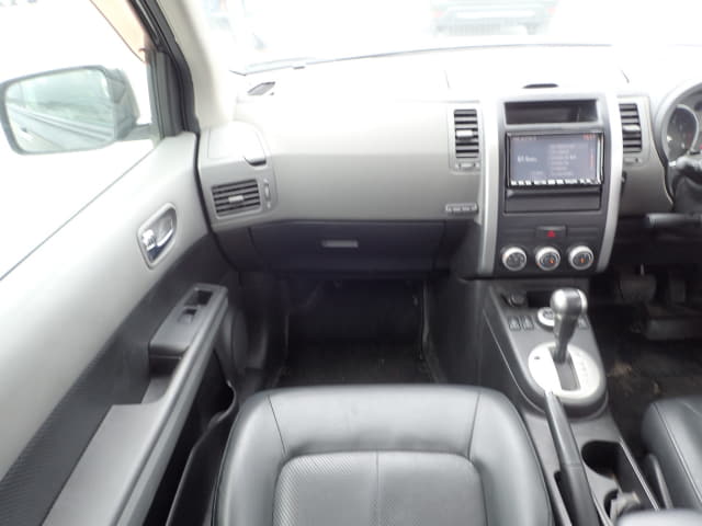 NISSAN X-Trail thumbnail 34