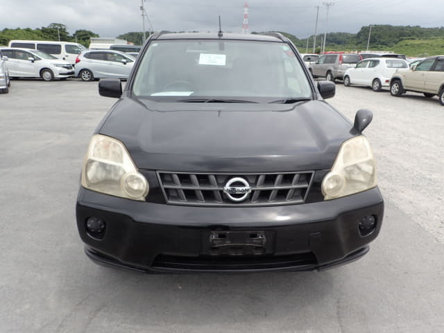 NISSAN X-Trail thumbnail 8