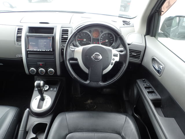 NISSAN X-Trail thumbnail 33