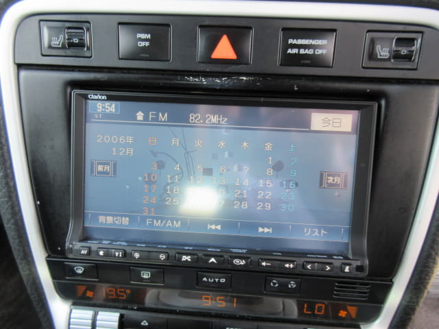 Porsche Cayenne thumbnail 38