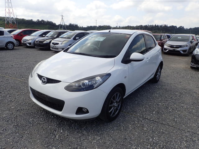 MAZDA Demio