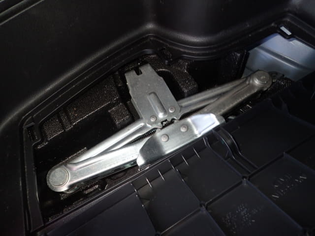 NISSAN X-Trail thumbnail 30