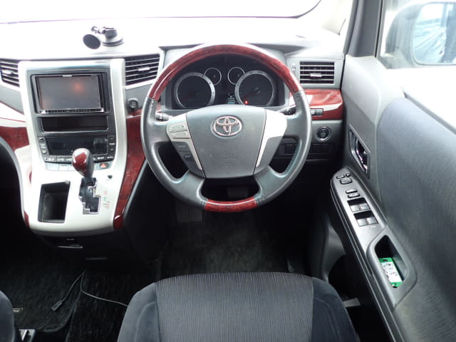 TOYOTA Vellfire thumbnail 33