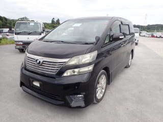 2011 TOYOTA Vellfire
