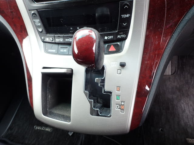 TOYOTA Vellfire thumbnail 37