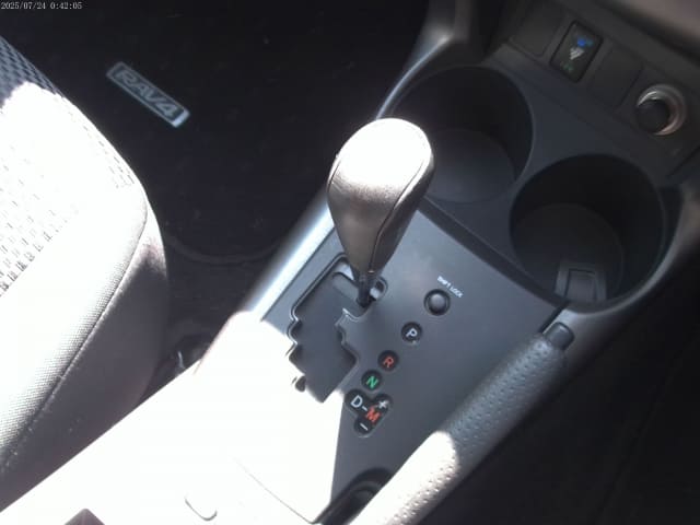 TOYOTA RAV4 thumbnail 36