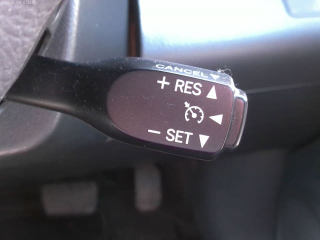 TOYOTA RAV4 thumbnail 39