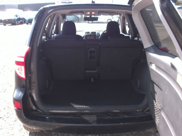 TOYOTA RAV4 thumbnail 28