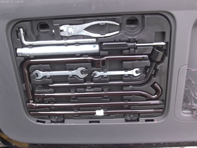 TOYOTA Land Cruiser Prado thumbnail 32