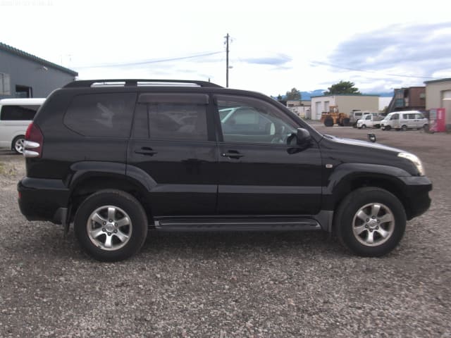 TOYOTA Land Cruiser Prado thumbnail 6