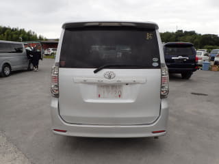 2009 TOYOTA Voxy
