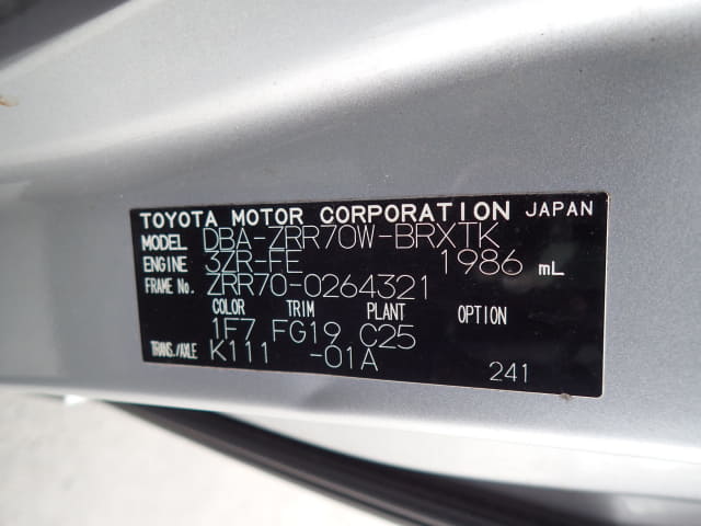 TOYOTA Voxy thumbnail 50
