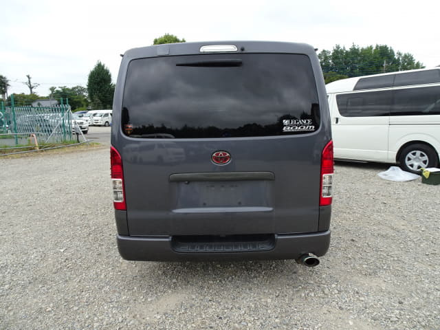 TOYOTA Hiace Van thumbnail 4