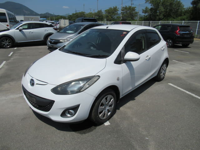 MAZDA Demio