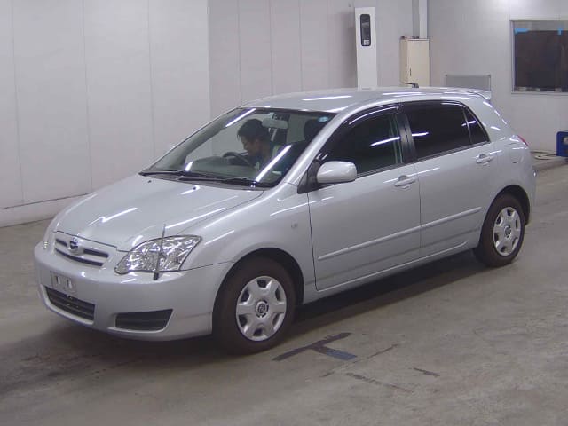 TOYOTA Corolla Runx