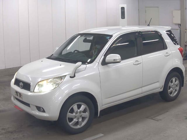 TOYOTA Rush