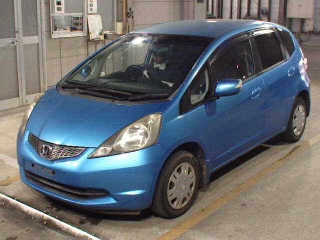 HONDA Fit;