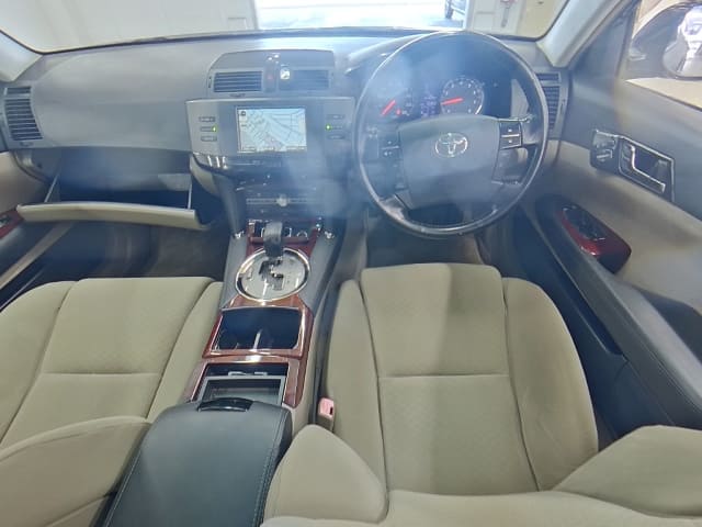 TOYOTA Mark X thumbnail 3