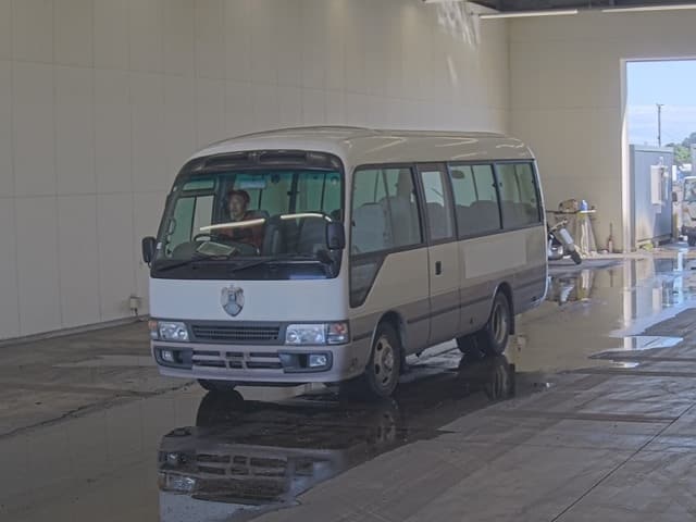 TOYOTA Coaster