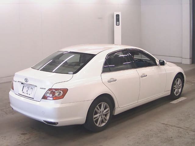 TOYOTA Mark X thumbnail 2