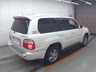 2004 TOYOTA Land Cruiser