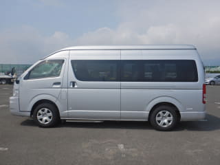 2008 TOYOTA Hiace Commuter