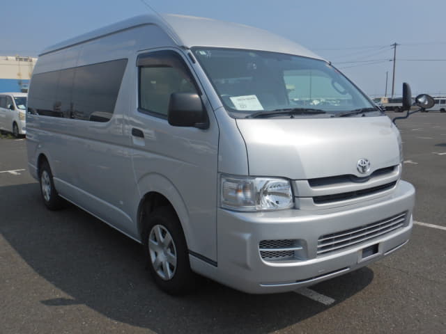 TOYOTA Hiace Commuter thumbnail 7